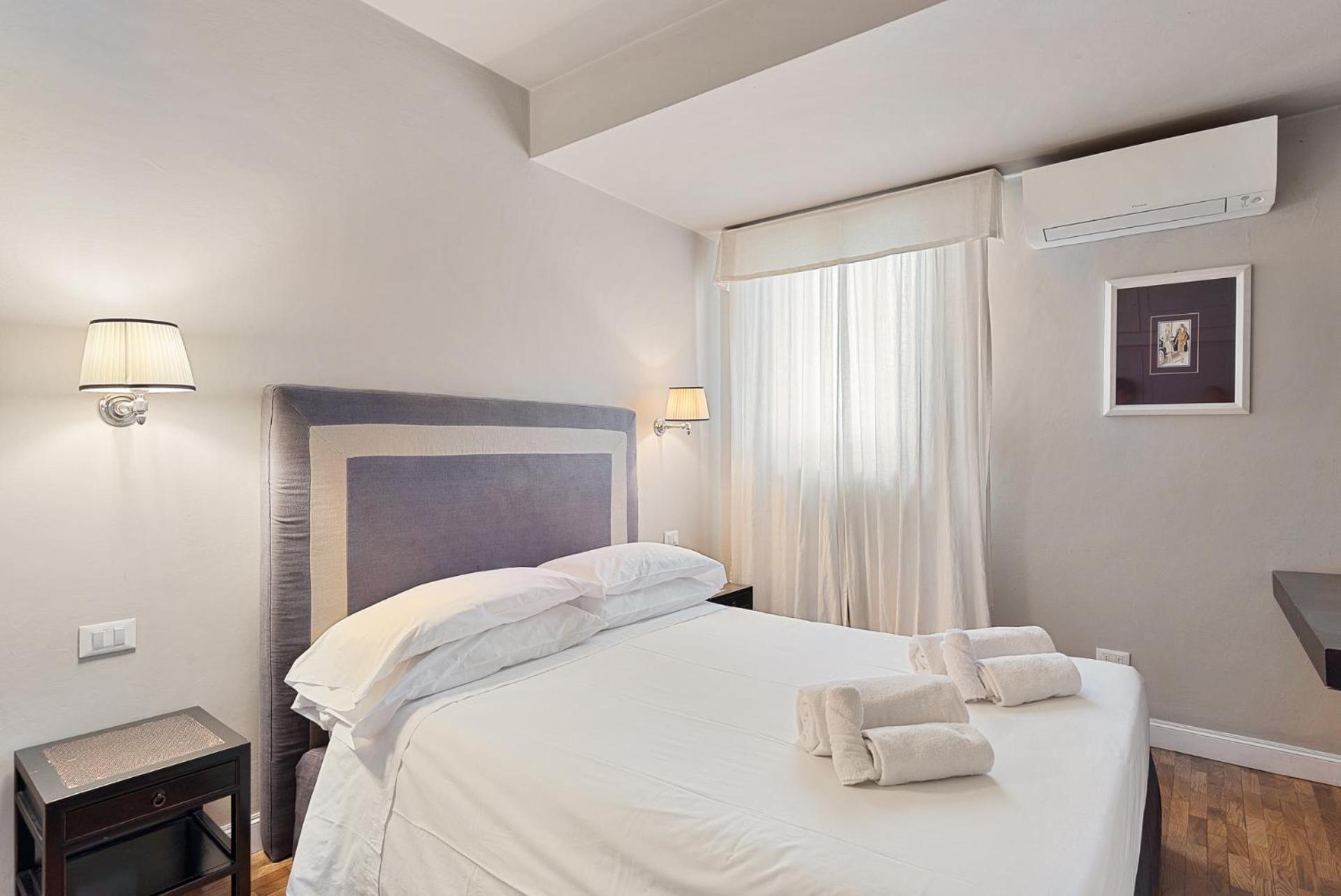 Tornabuoni Living - Luxury Apartments Collection Florence Exterior photo